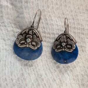 Vintage Sterling silver and lapis lazuli earrings for pierced ears